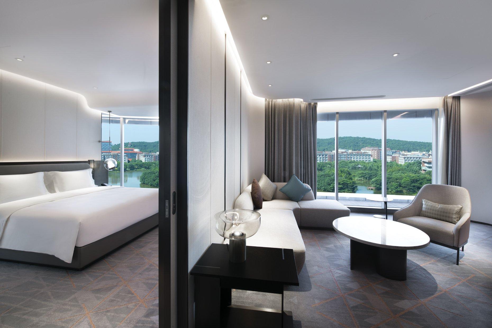 crowne plaza wuhan optics valley an ihg hotel