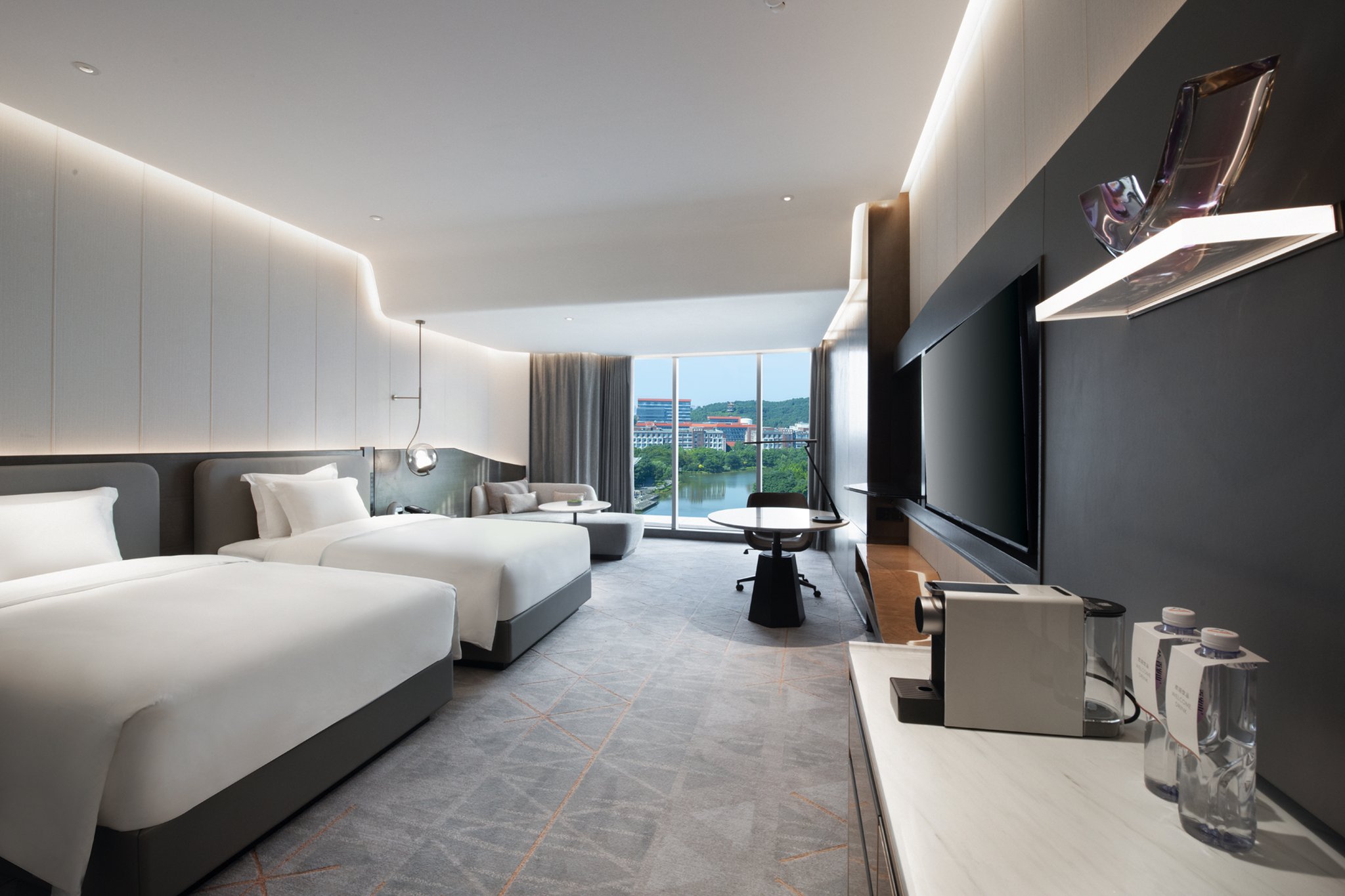 crowne plaza wuhan optics valley an ihg hotel