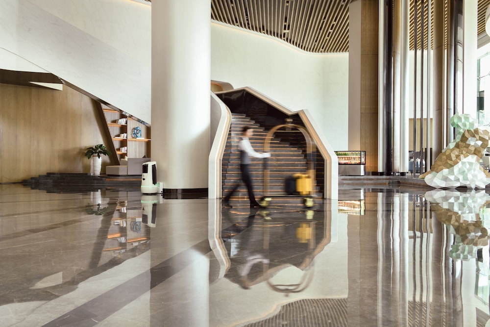 crowne plaza wuhan optics valley an ihg hotel