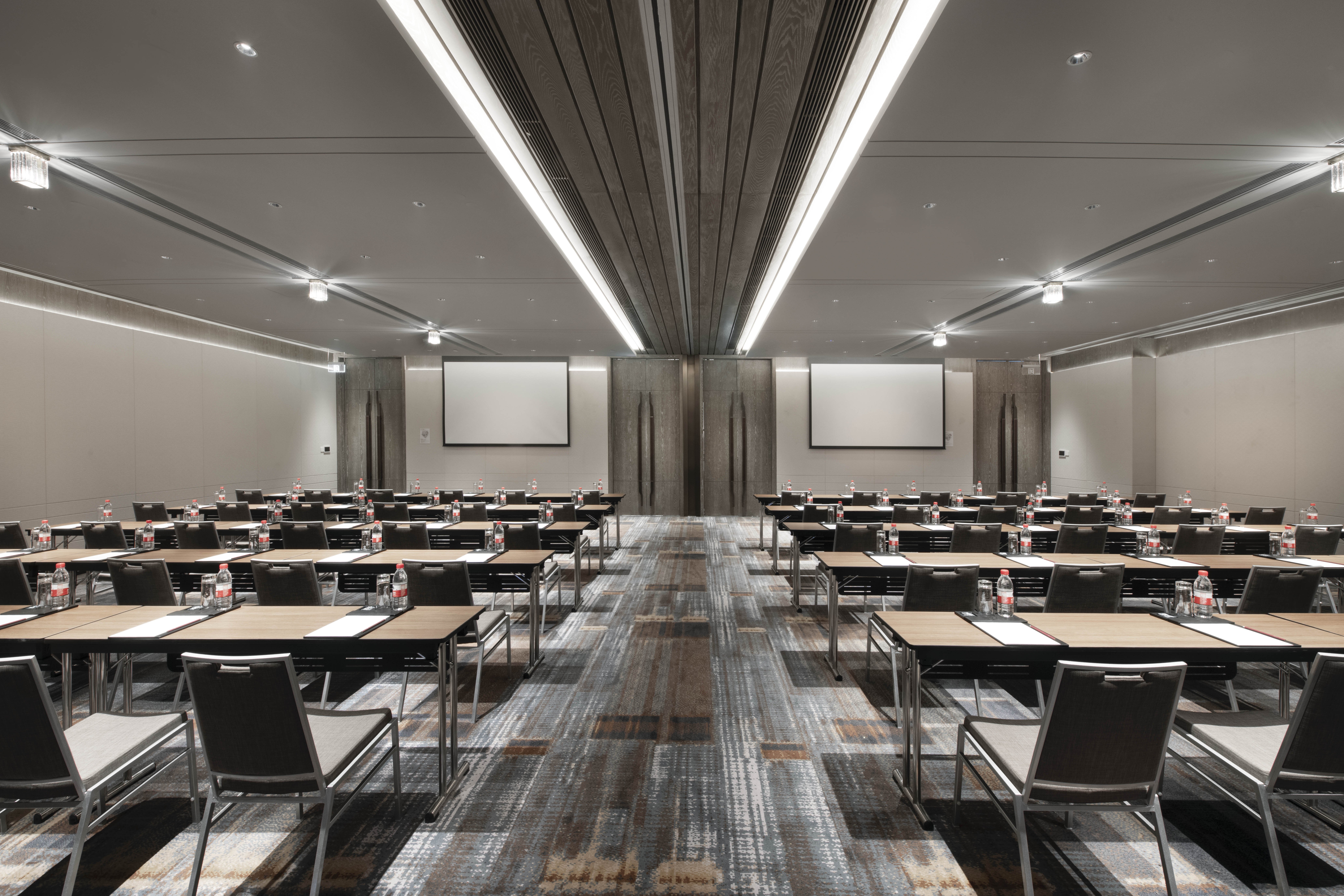 crowne plaza wuhan optics valley an ihg hotel