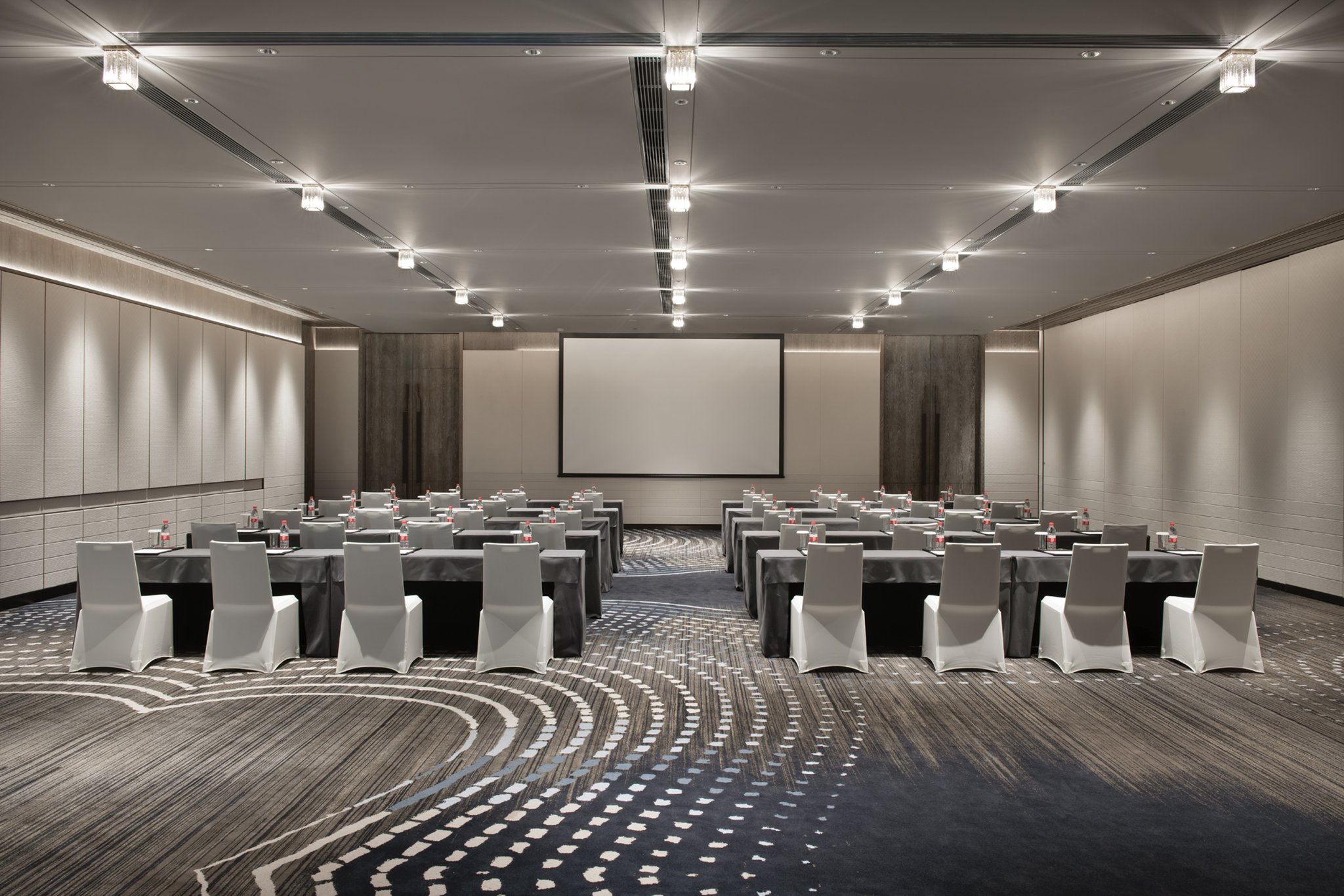 crowne plaza wuhan optics valley an ihg hotel