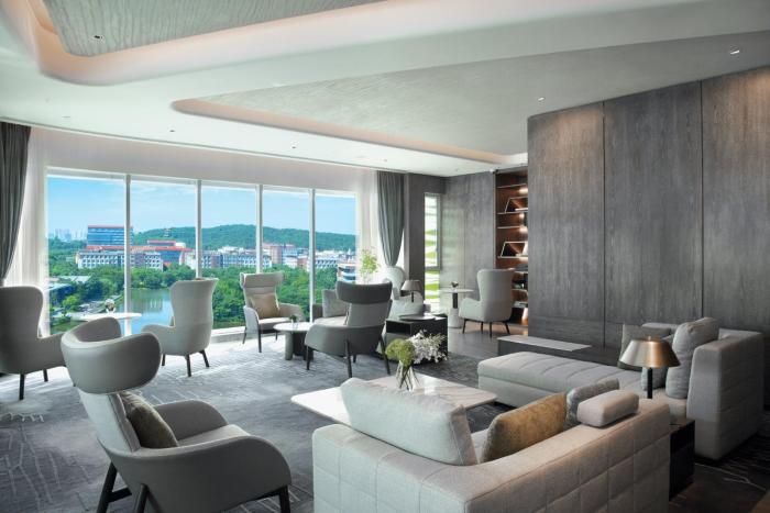 crowne plaza wuhan optics valley an ihg hotel