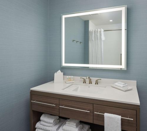 home2 suites by hilton pompano beach pier