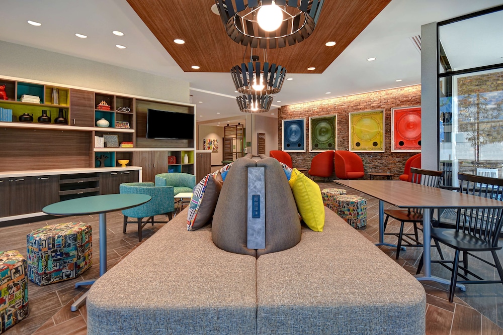 home2 suites by hilton kalamazoo downtown
