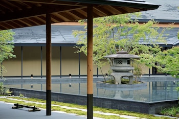 roku kyoto lxr hotels and resorts
