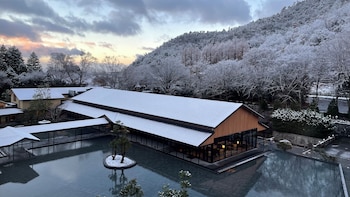 roku kyoto lxr hotels and resorts