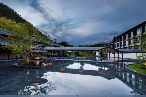 roku kyoto lxr hotels and resorts