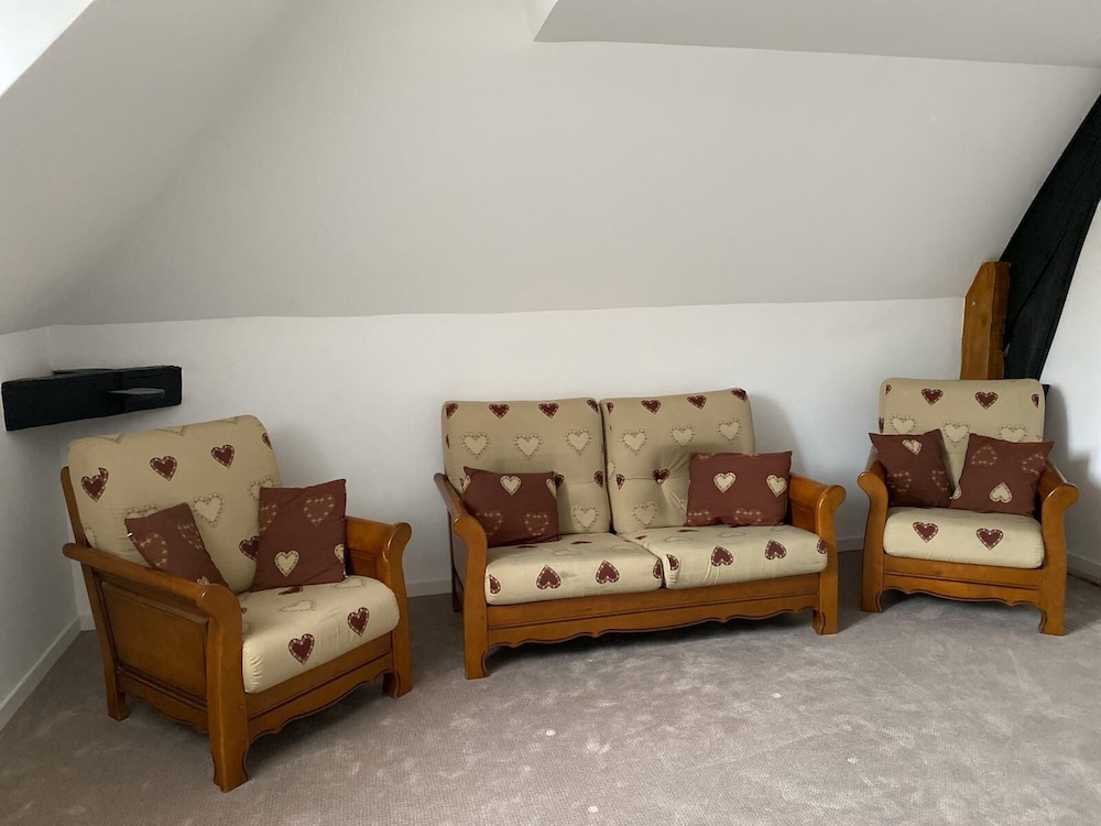 chateau de saint genix