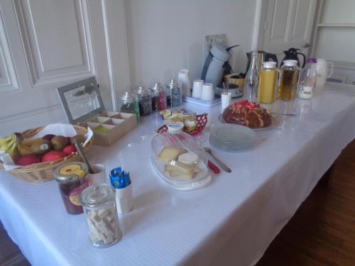 chateau de saint genix