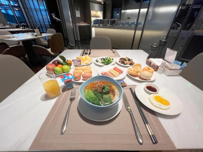 the meixi lake changsha marriott executive apartments