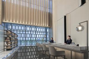 the meixi lake changsha marriott executive apartments