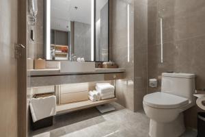 the meixi lake changsha marriott executive apartments