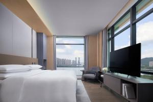 the meixi lake changsha marriott executive apartments