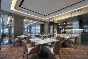 the meixi lake changsha marriott executive apartments