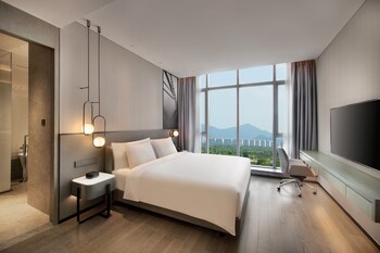 crowne plaza hangzhou science city an ihg hotel