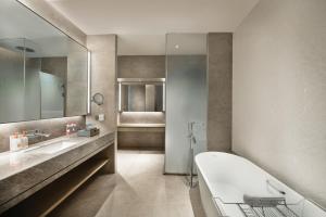 crowne plaza hangzhou science city an ihg hotel