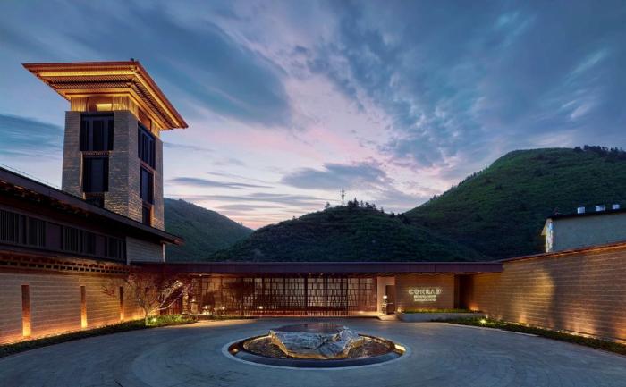 conrad jiuzhaigou