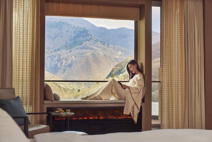 conrad jiuzhaigou