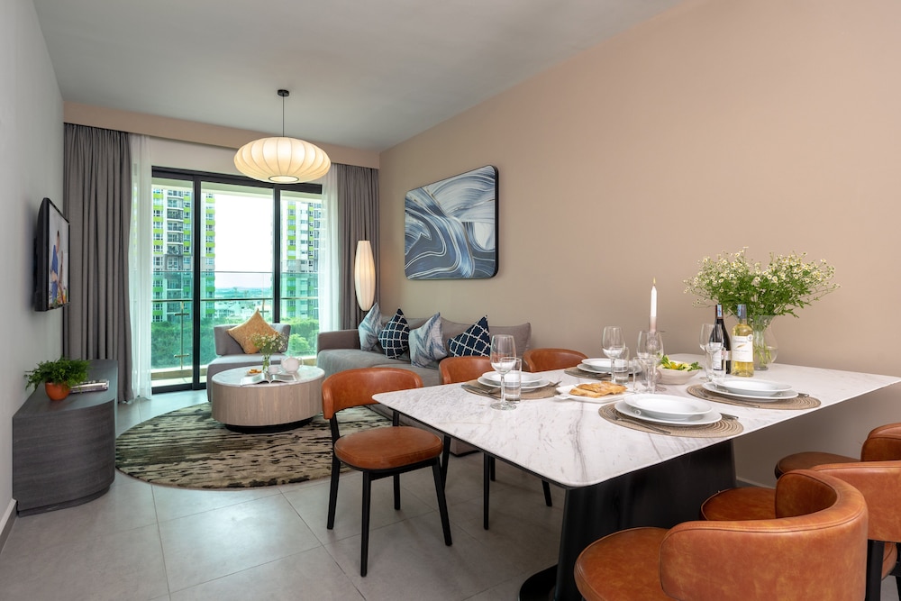 somerset feliz ho chi minh city