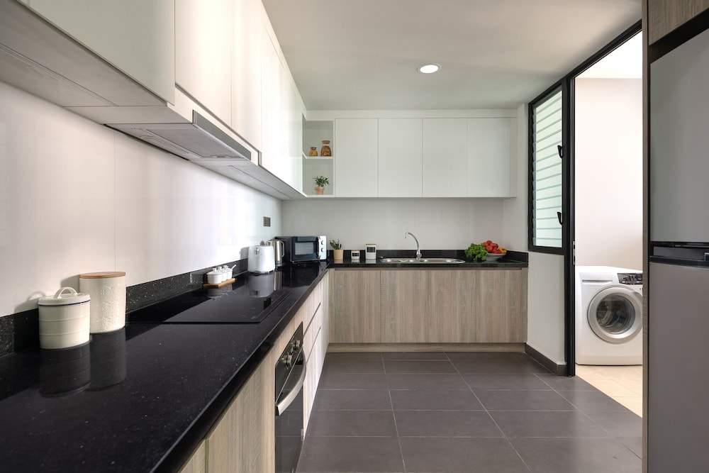 somerset feliz ho chi minh city