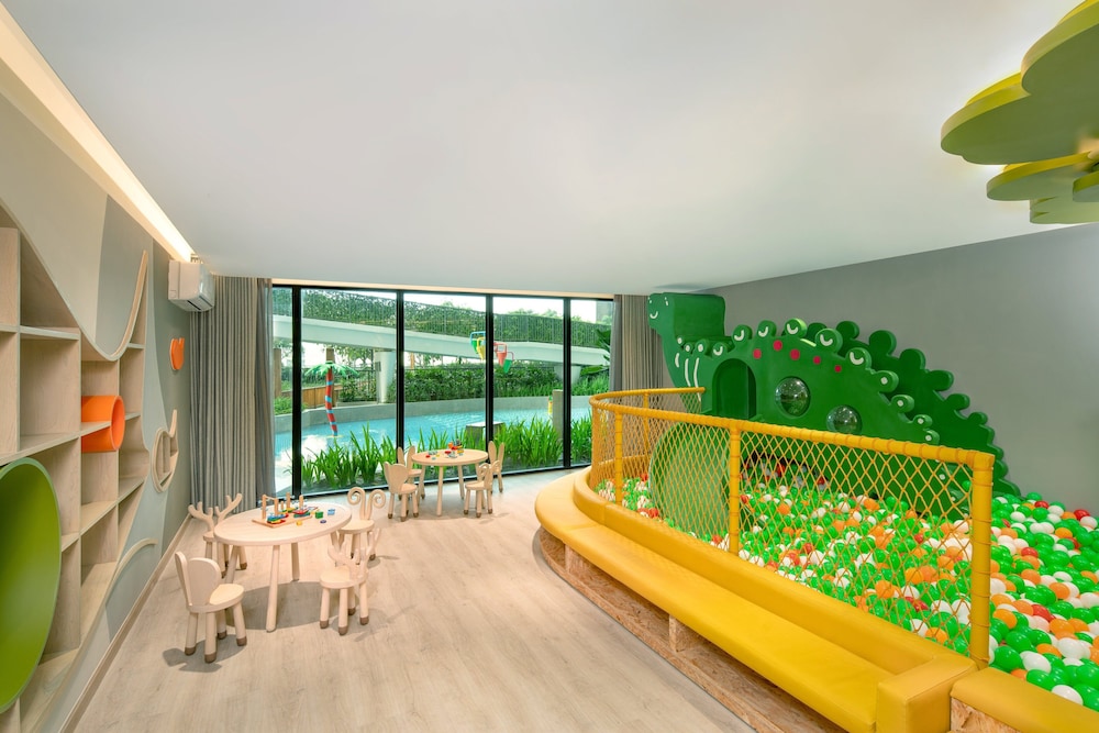 somerset feliz ho chi minh city