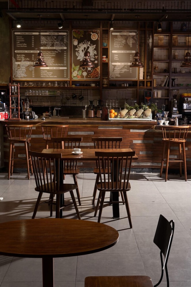 somerset feliz ho chi minh city