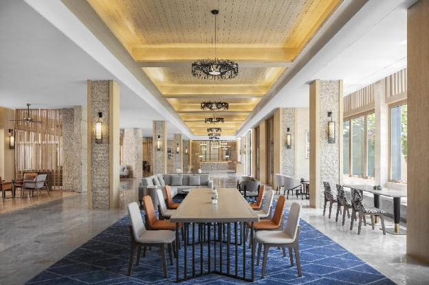 sheraton maoming romantic beach resort