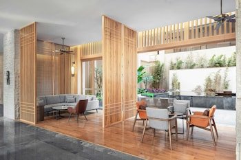 sheraton maoming romantic beach resort