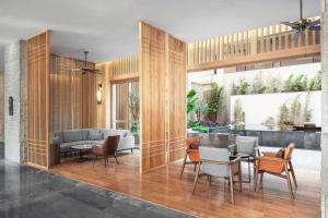 sheraton maoming romantic beach resort