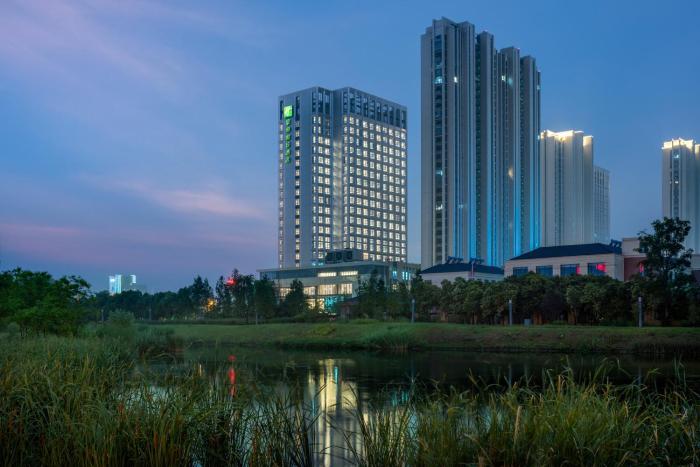 holiday inn fuyang an ihg hotel