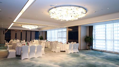 holiday inn fuyang an ihg hotel