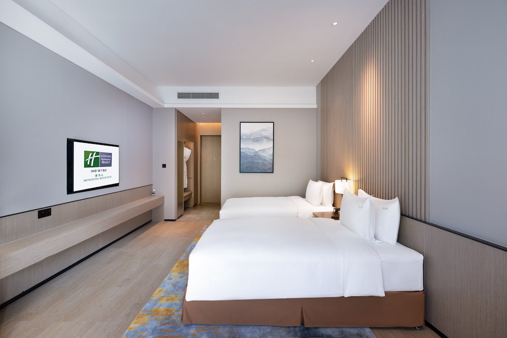 holiday inn resort mengding mountain an ihg hotel