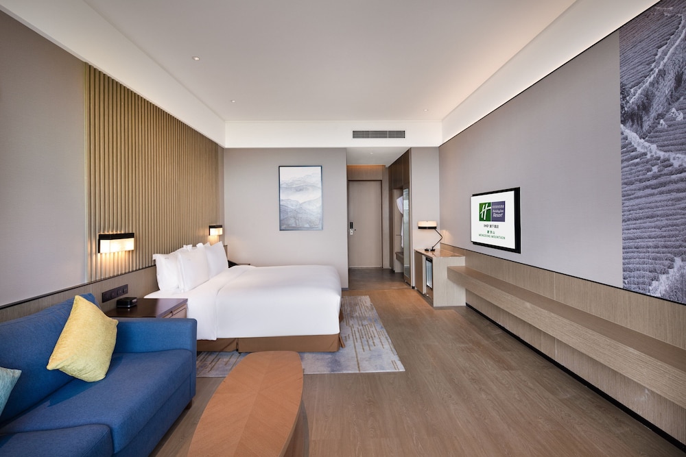 holiday inn resort mengding mountain an ihg hotel