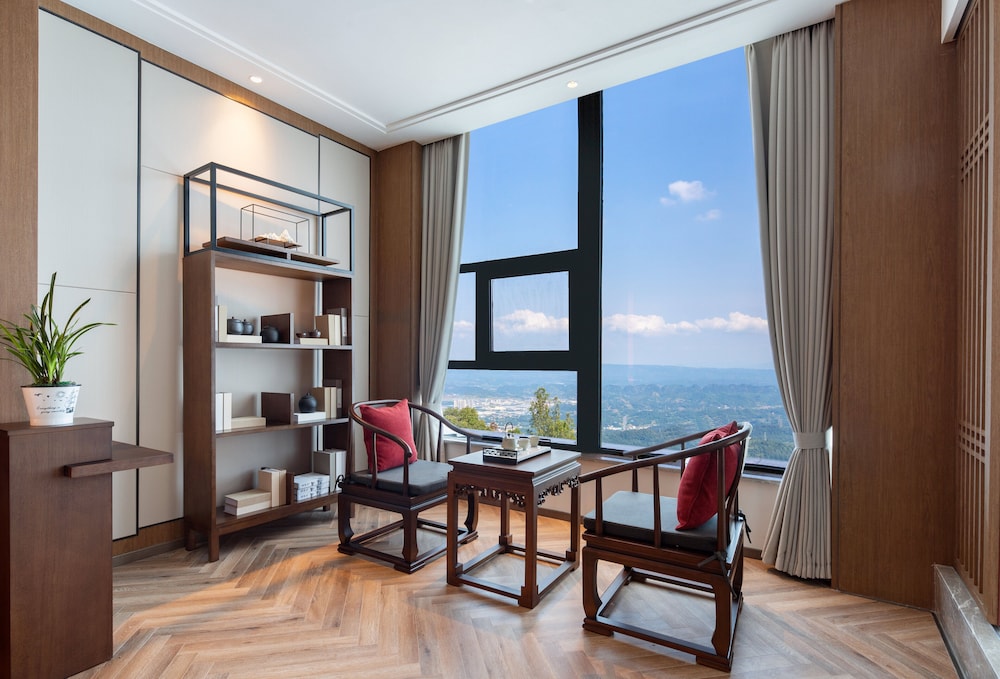 holiday inn resort mengding mountain an ihg hotel