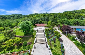 Holiday Inn Resort Mengding Mountain, An Ihg Hotel,Ya'an>>Meishan,3 star