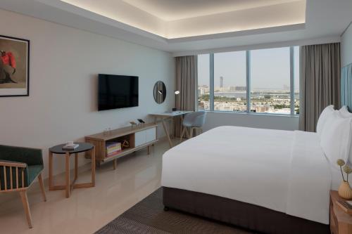 staybridge suites dubai internet city an ihg hotel