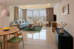 staybridge suites dubai internet city an ihg hotel