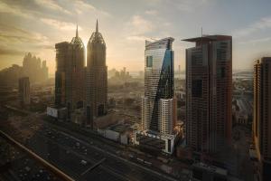 staybridge suites dubai internet city an ihg hotel