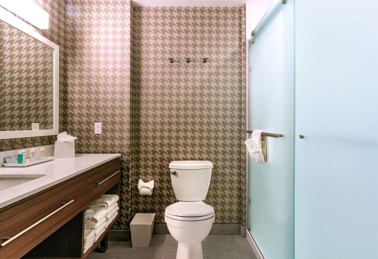 home2 suites by hilton riverside march air force base