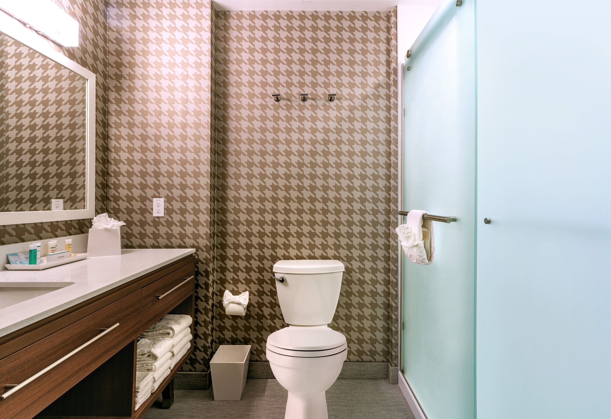 home2 suites by hilton riverside march air force base