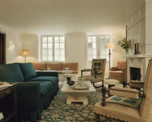 chateau voltaire