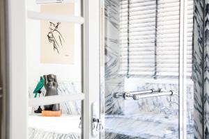 maalot luxury hotel