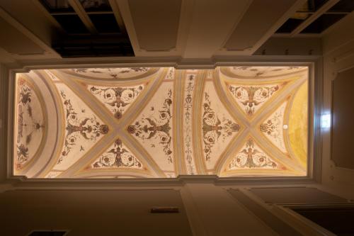 maalot luxury hotel