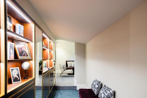 maalot luxury hotel