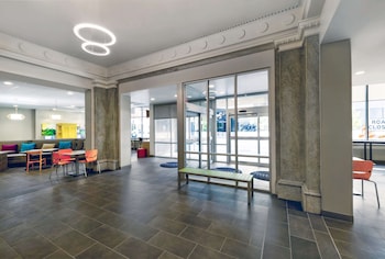 Tru By Hilton Minneapolis Downtown,Downtown Minneapolis>>Bloomington,3 star