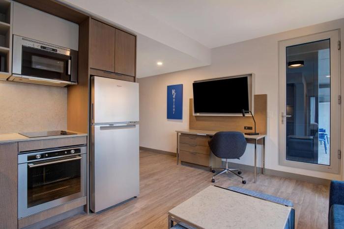 homewood suites by hilton montreal downtown qc