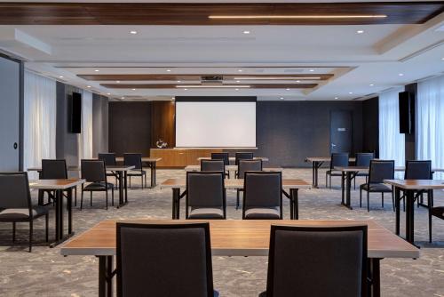 homewood suites by hilton montreal downtown qc