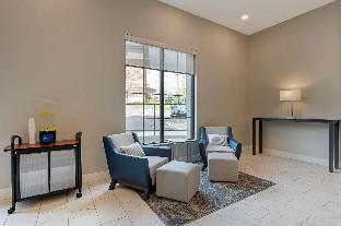 mainstay suites cincinnati university uptown