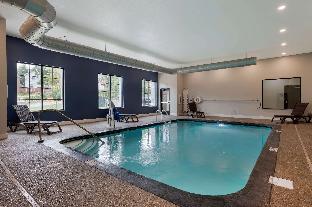 mainstay suites cincinnati university uptown