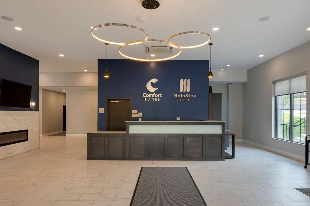 mainstay suites cincinnati university uptown